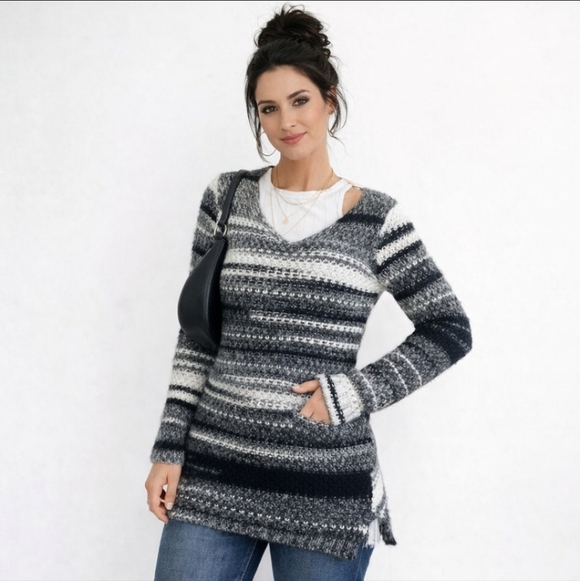 Elsamanda Sweaters - Elsamanda Black Gray White Women's Striped Wool Blend Sweater M